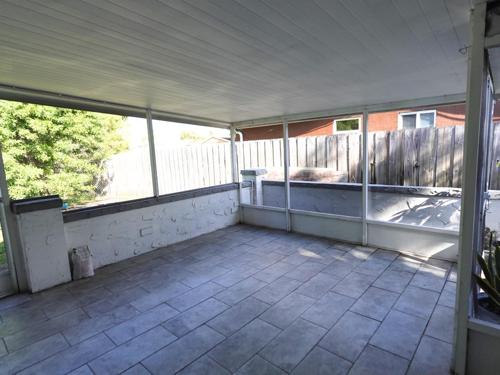 Ver detalles 4421 3 / 2 1368 sq. ft. $ 2026-06-22 0 foto