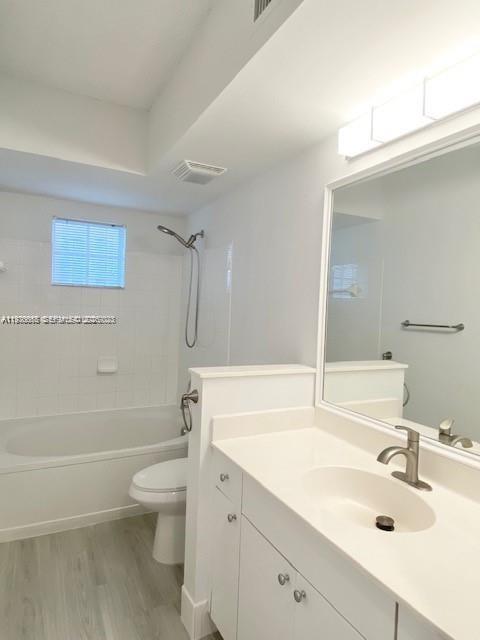 Photo of 17100 Bay Rd  #1604, Sunny Isles Beach, Florida, 33160 - 