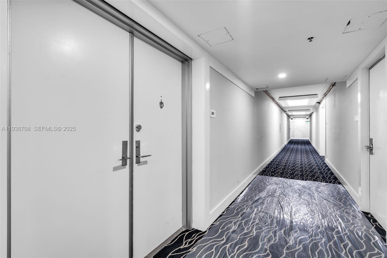 Photo of 8877 Collins Ave #303, Surfside, Florida, 33154 -