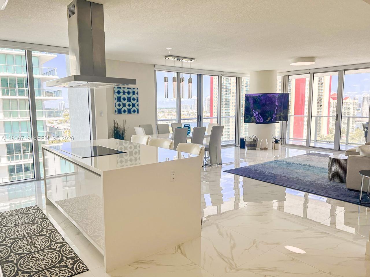 4-1407 3 / 4 1892 кв.футов $ 2025-12-30 0 Фото