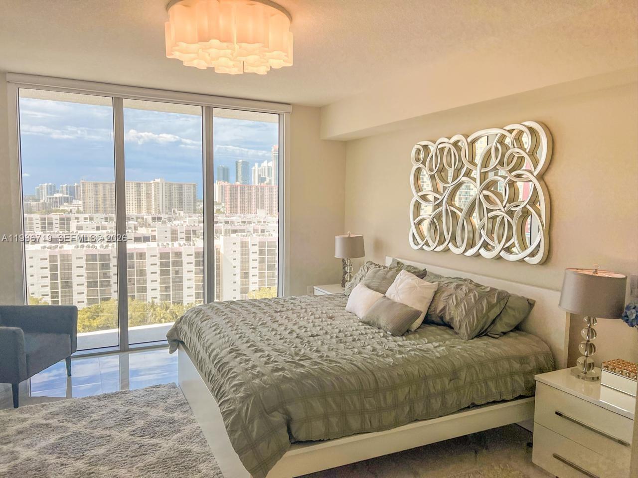 4-1407 3 / 4 1892 кв.футов $ 2025-12-30 0 Фото