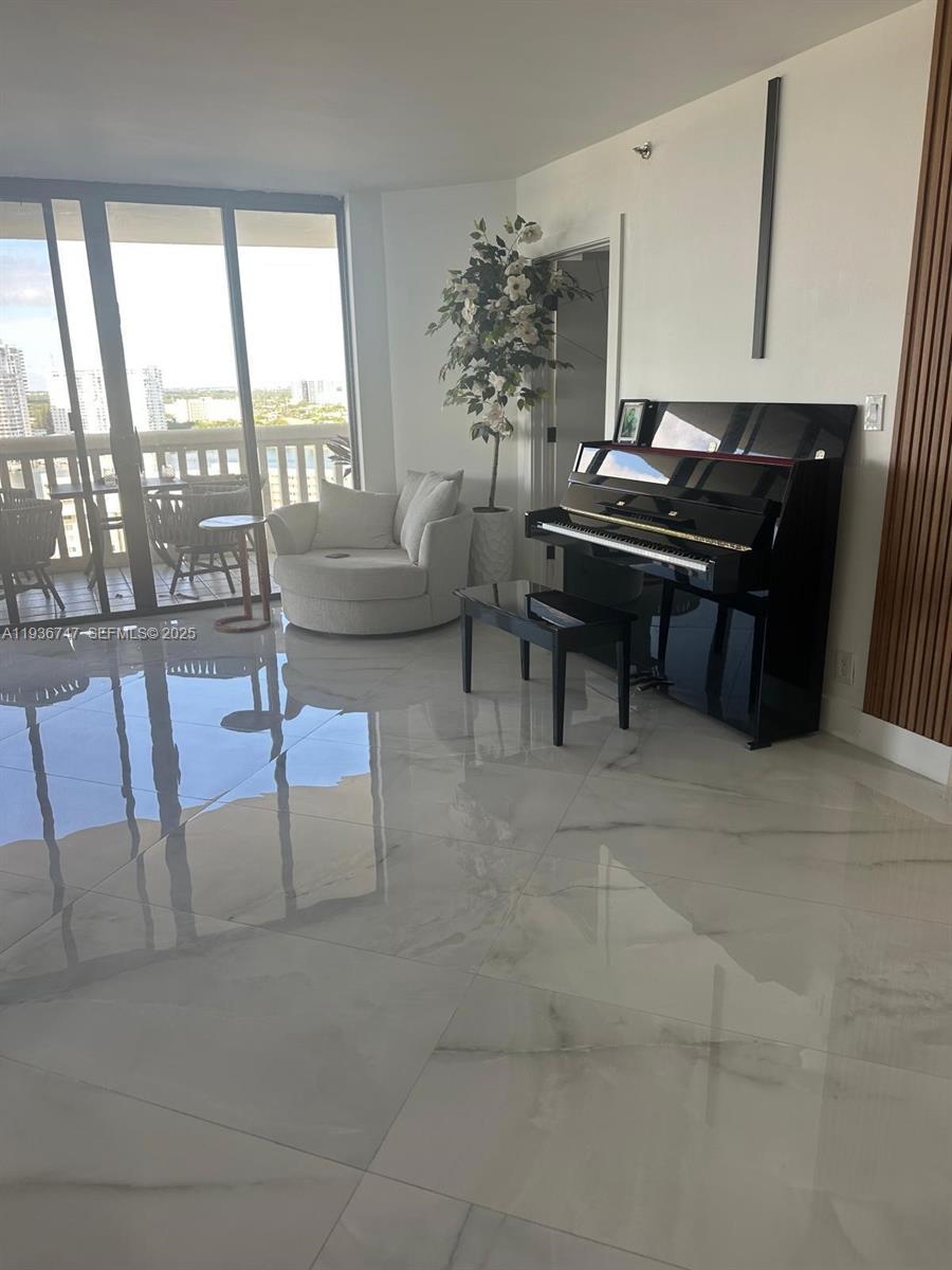 1710 2 / 2 1300 sq. ft. $ 2025-12-30 0 Photo