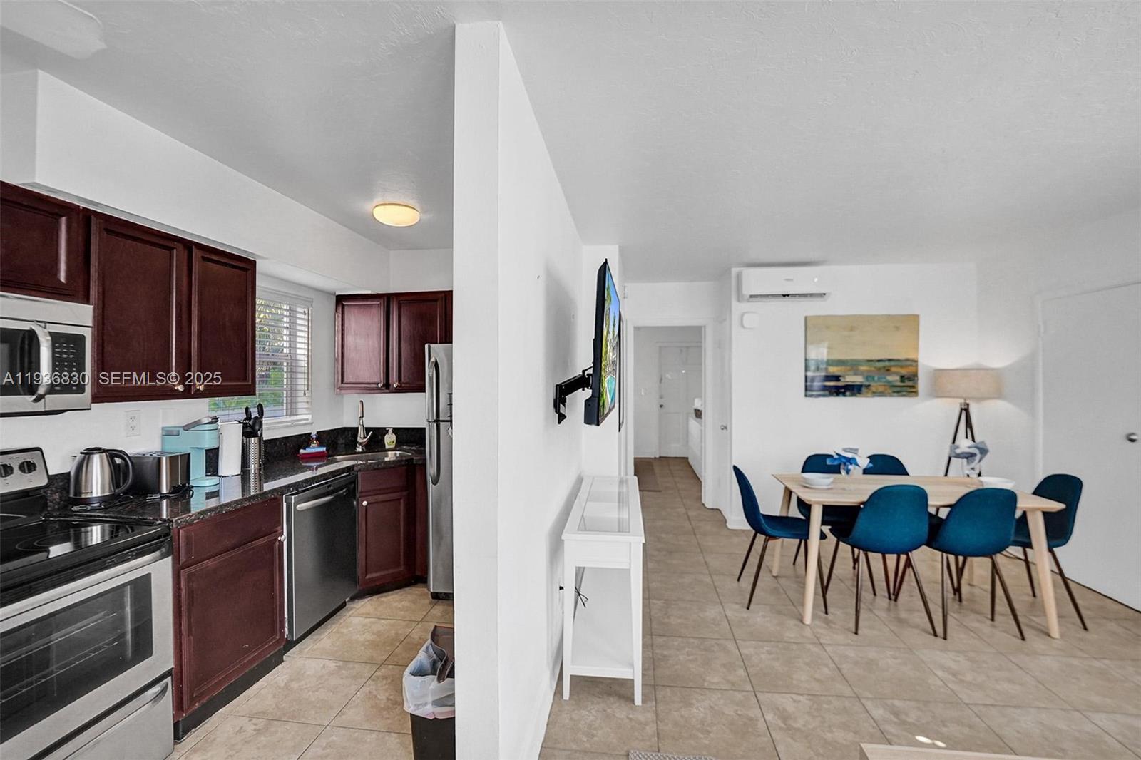   /  3450 sq. ft. $ 2025-12-31 0 Photo