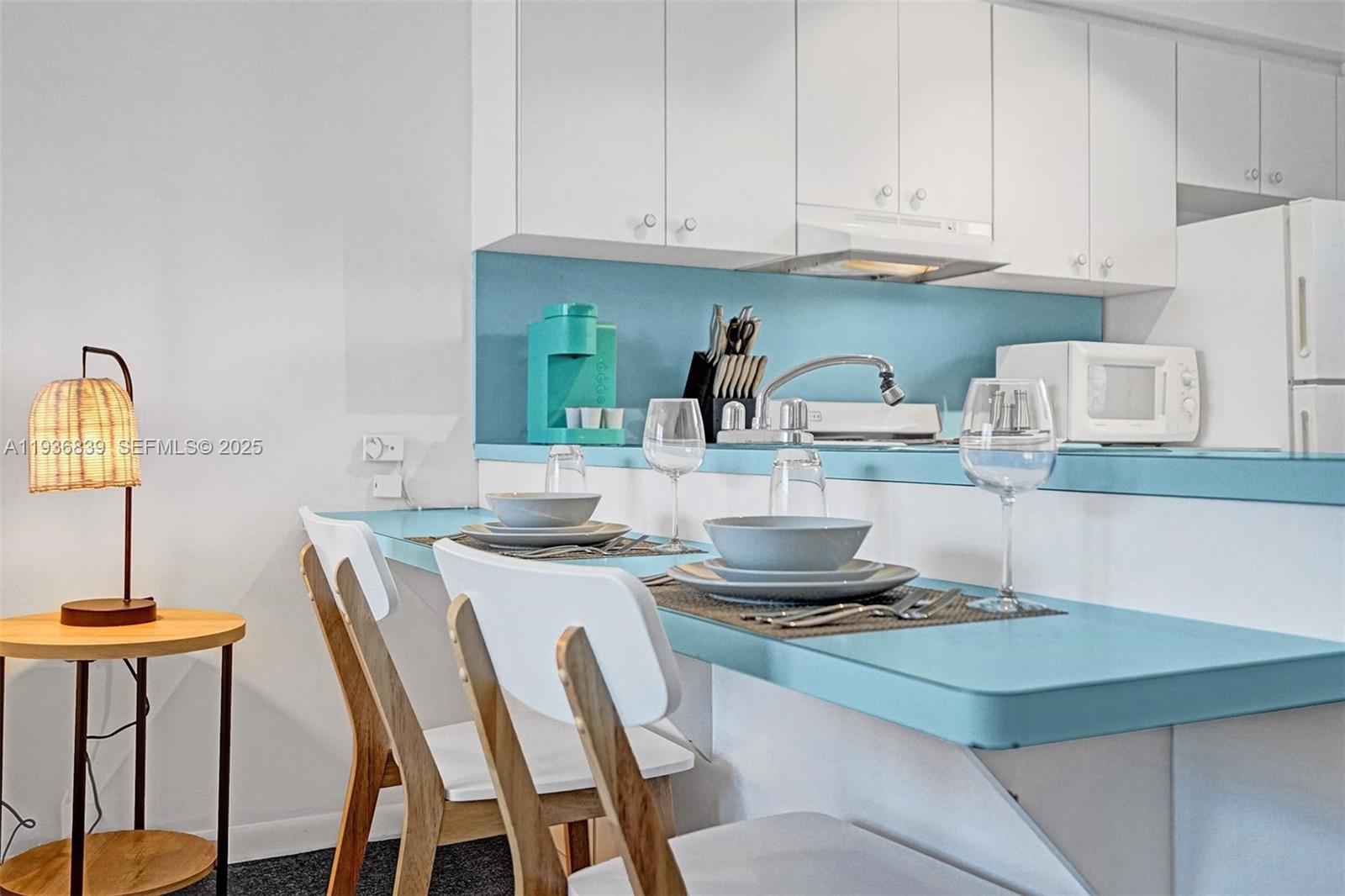   /  3276 sq. ft. $ 2025-12-31 0 Photo