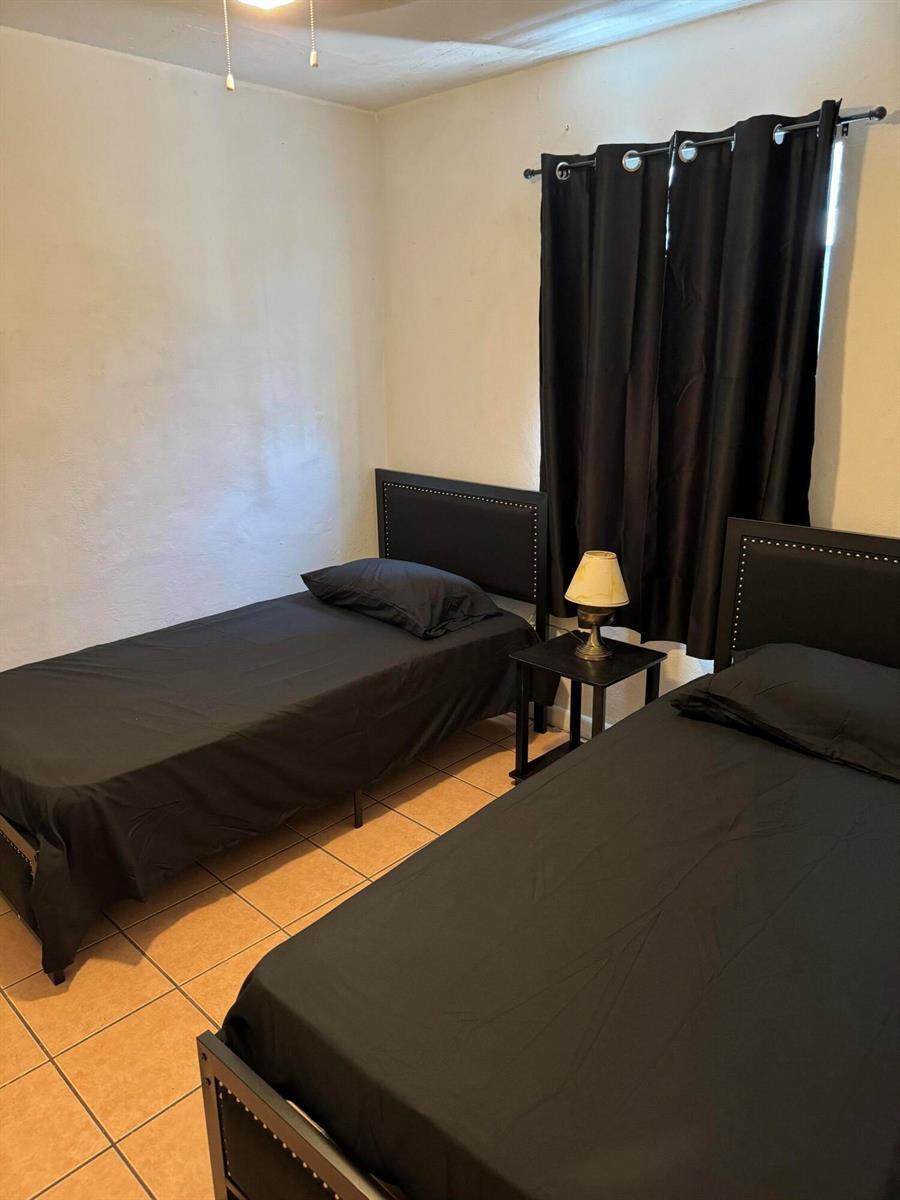 Ver detalles A / 2 1365 sq. ft. $ 2026-06-03 0 foto