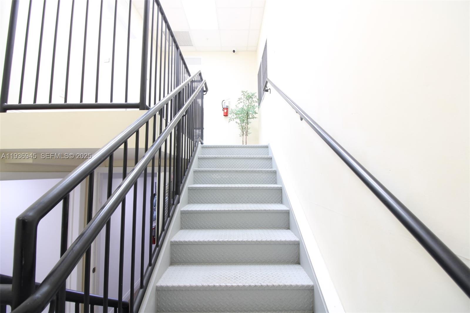 Ver detalles / sq. ft. $ 2025-12-31 0 foto