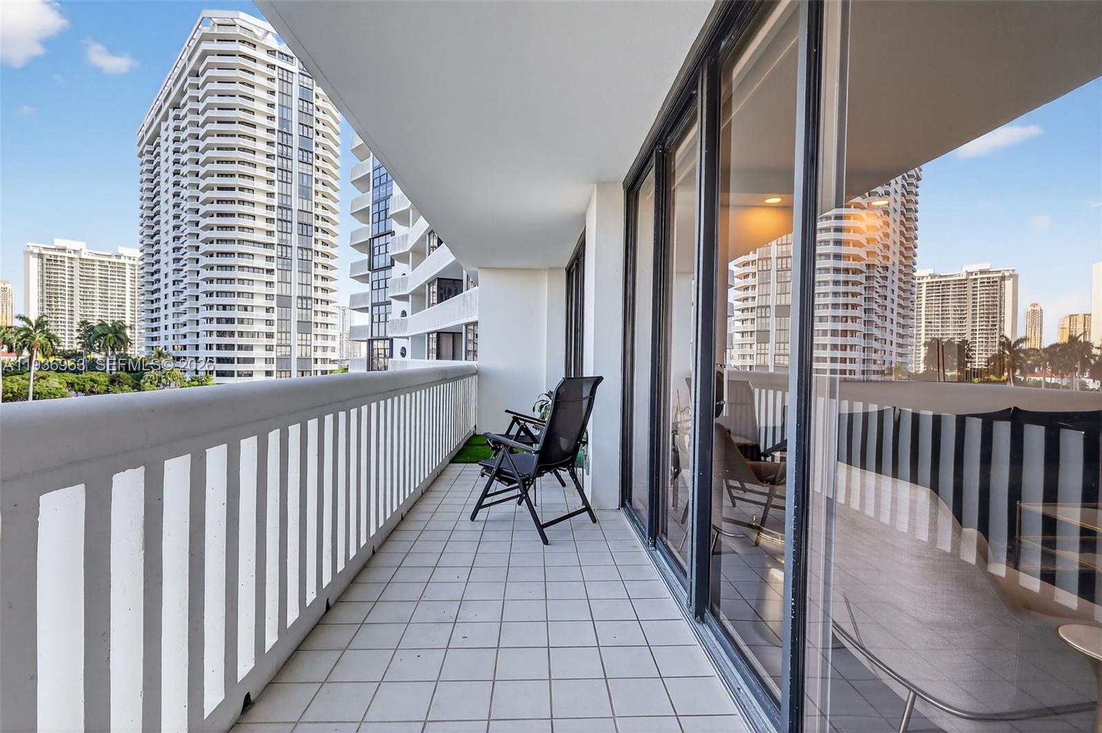 707 3 / 3  кв.футов $ 2026-01-03 0 Фото