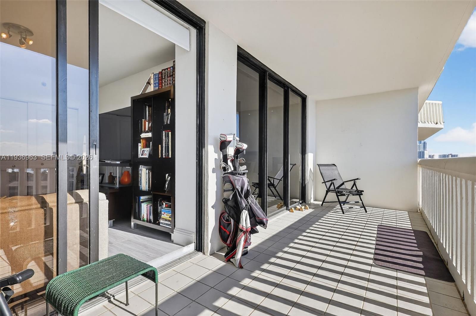 707 3 / 3  кв.футов $ 2026-01-03 0 Фото