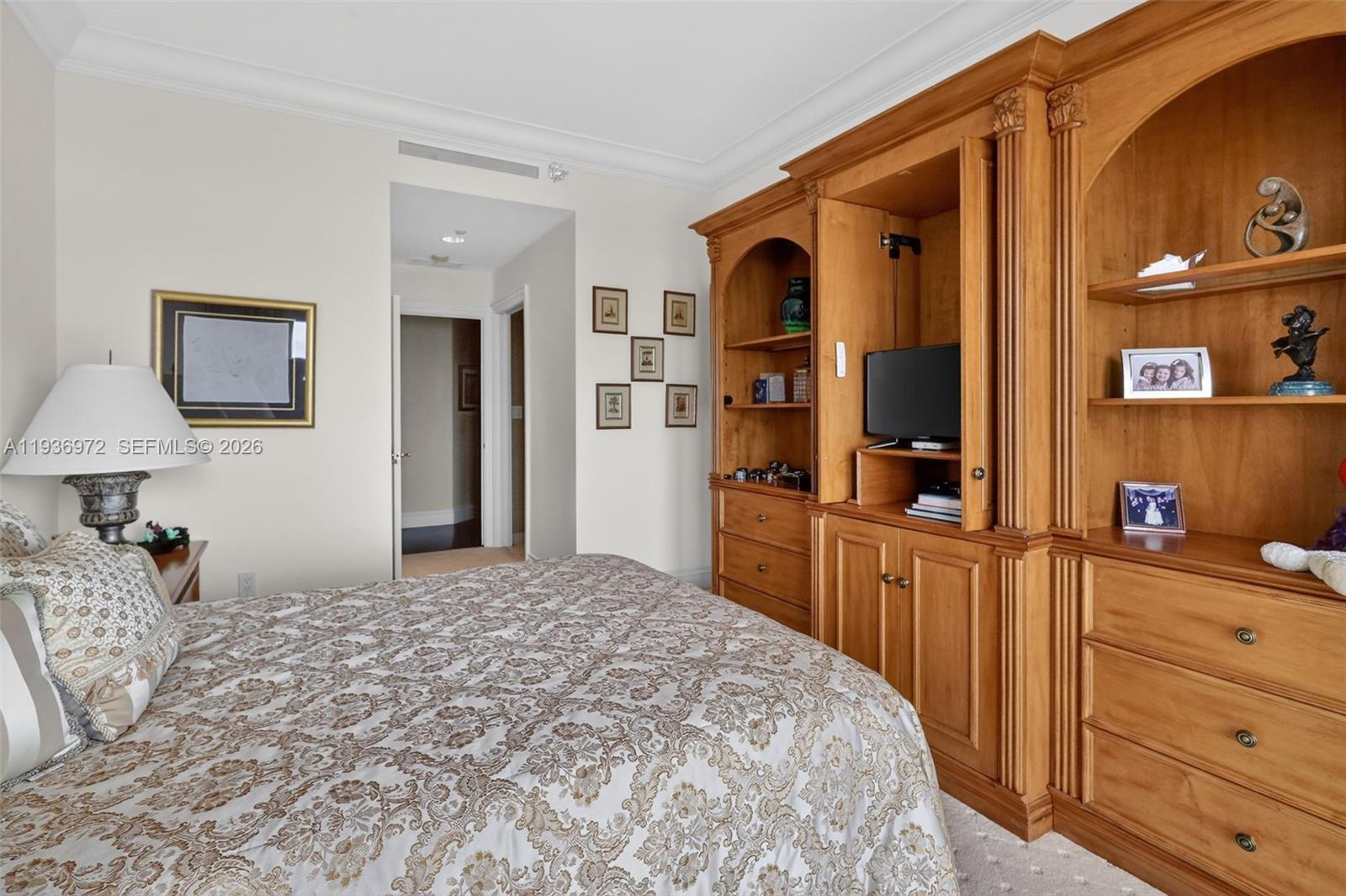 3006 4 / 5 4740 sq. ft. $ 2025-12-31 0 Photo