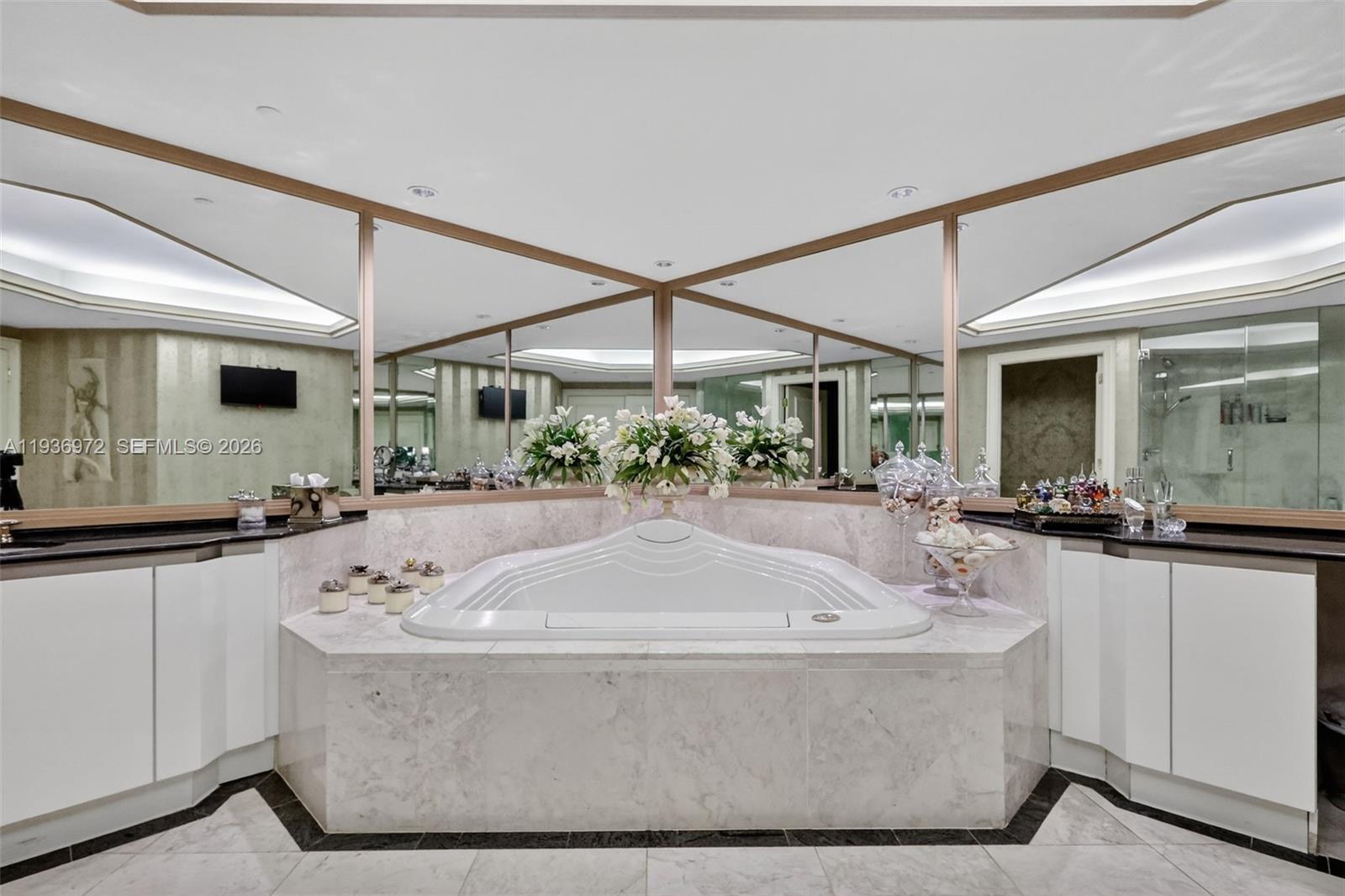 3006 4 / 5 4740 sq. ft. $ 2025-12-31 0 Photo