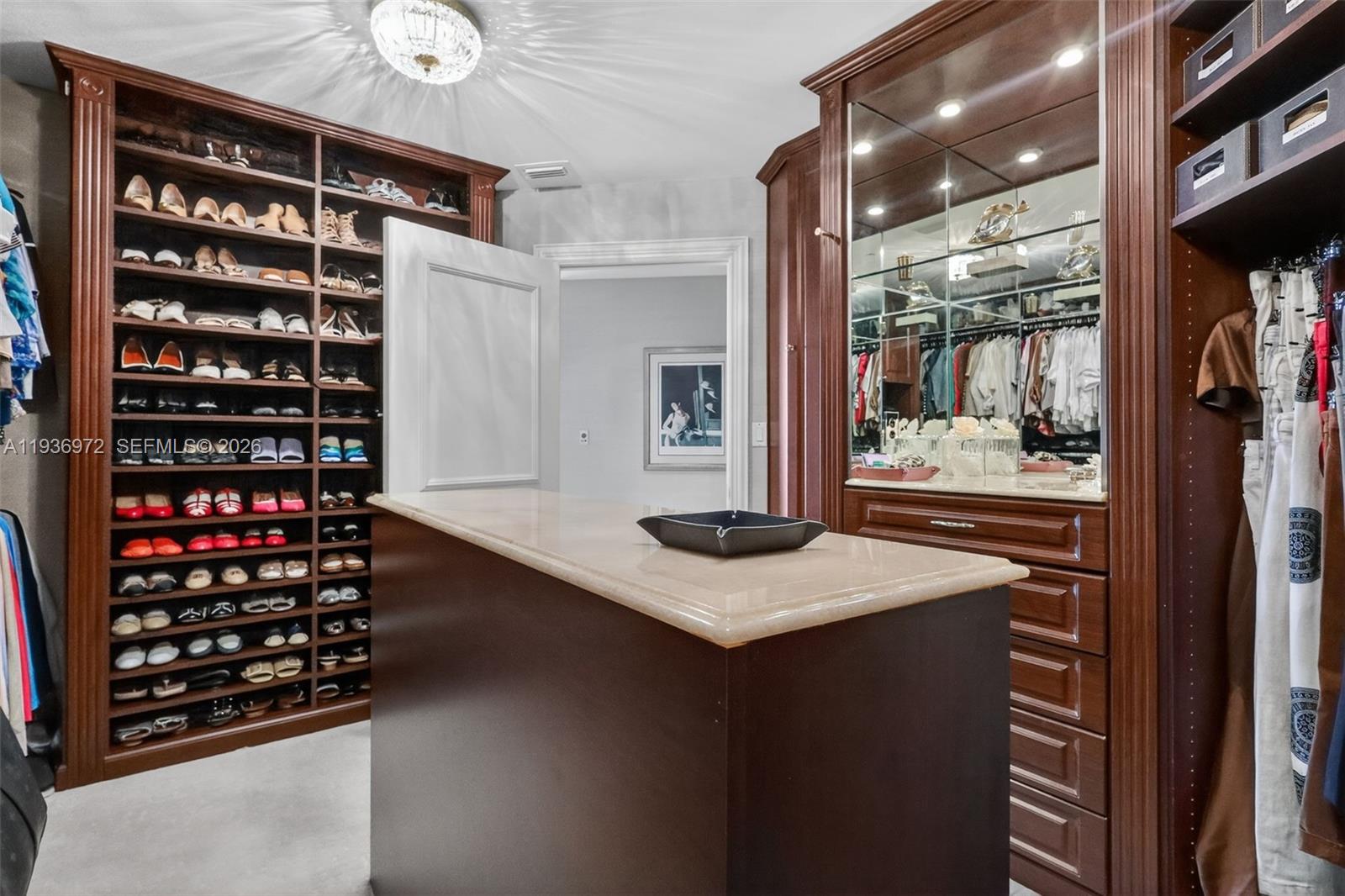 3006 4 / 5 4740 sq. ft. $ 2025-12-31 0 Photo