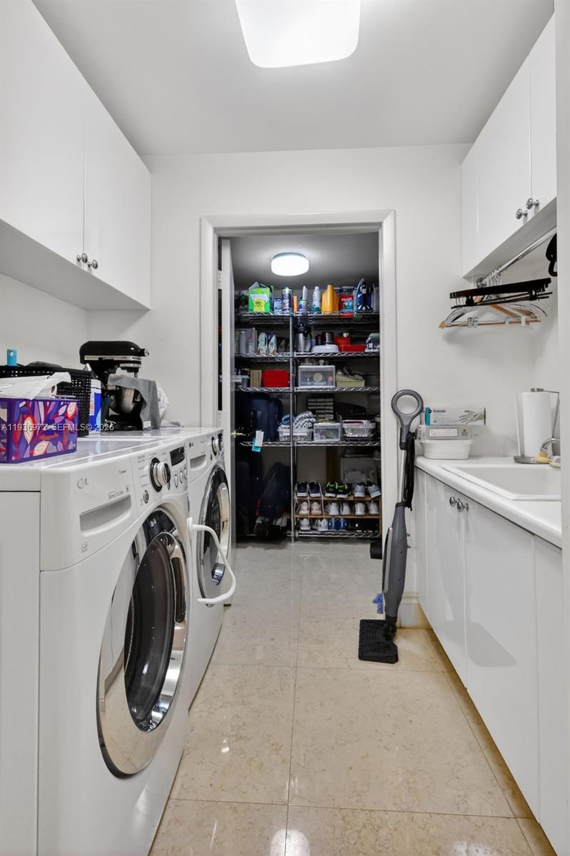 3006 4 / 5 4740 sq. ft. $ 2025-12-31 0 Photo