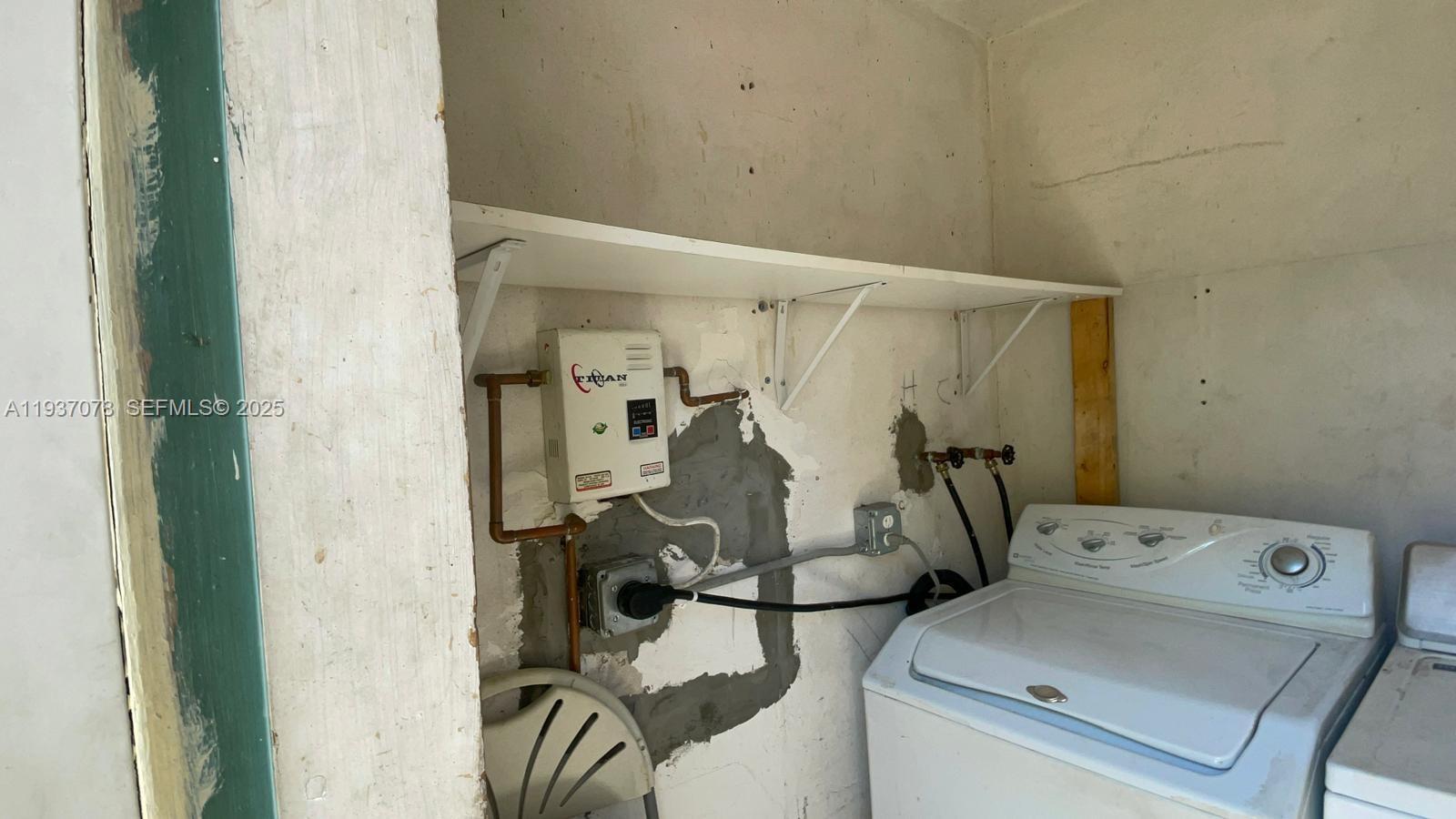 Подробнее / 1560 кв.футов $ 2025-12-31 0 Фото