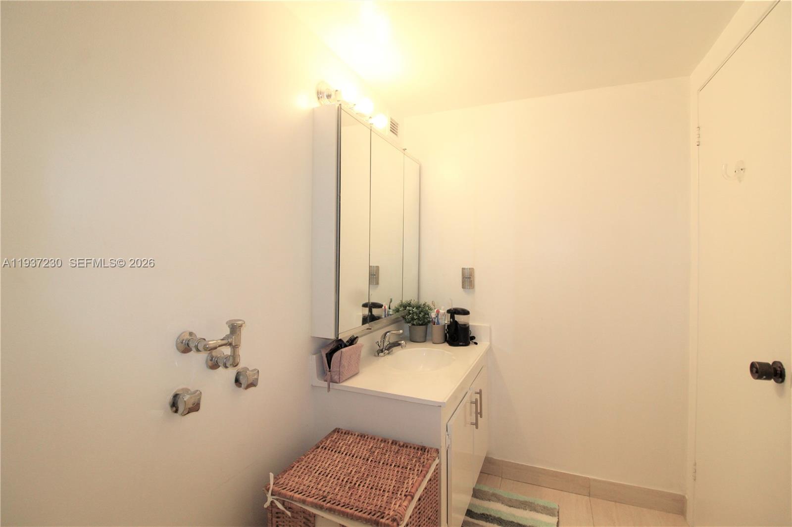 Photo of 2500 Parkview Dr  #315, Hallandale Beach, Florida, 33009 - 