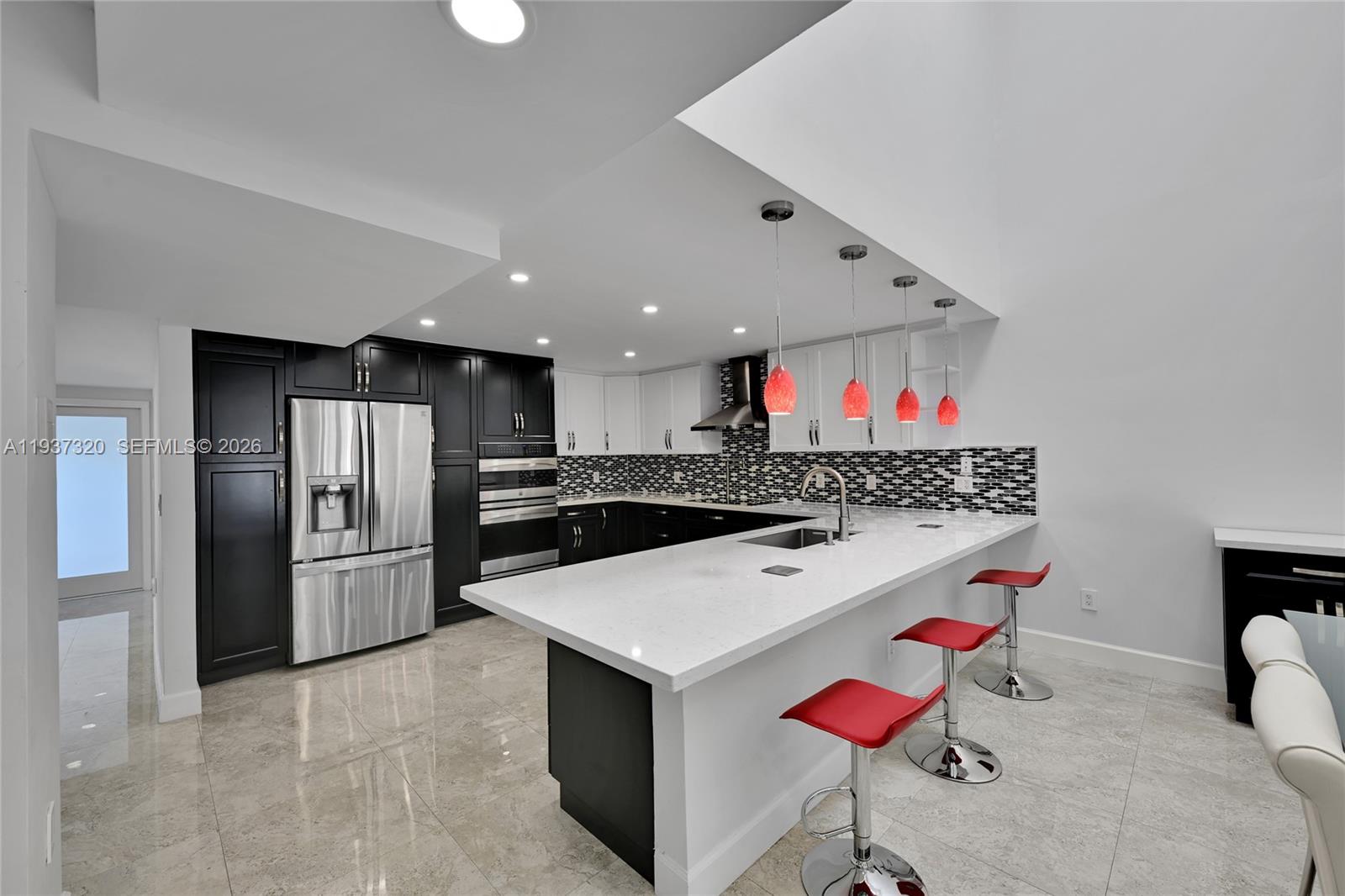 Photo of 310 Poinciana Dr (310), Sunny Isles Beach, Florida, 33160 -