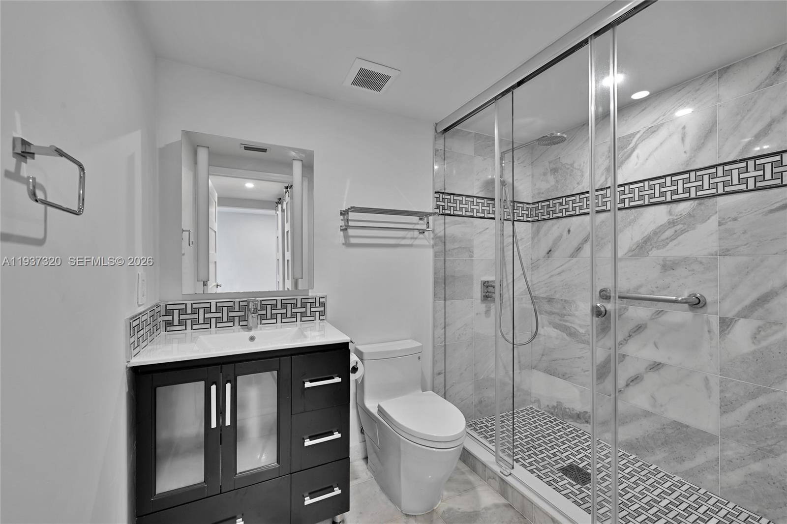 Photo of 310 Poinciana Dr (310), Sunny Isles Beach, Florida, 33160 -