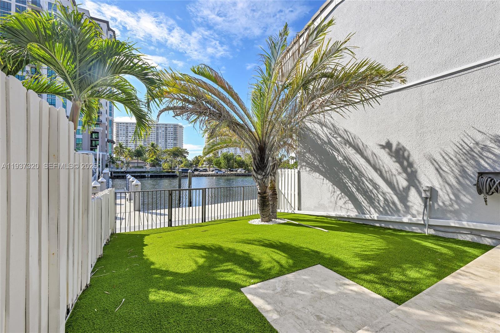 Photo of 310 Poinciana Dr (310), Sunny Isles Beach, Florida, 33160 - Tennis Courts