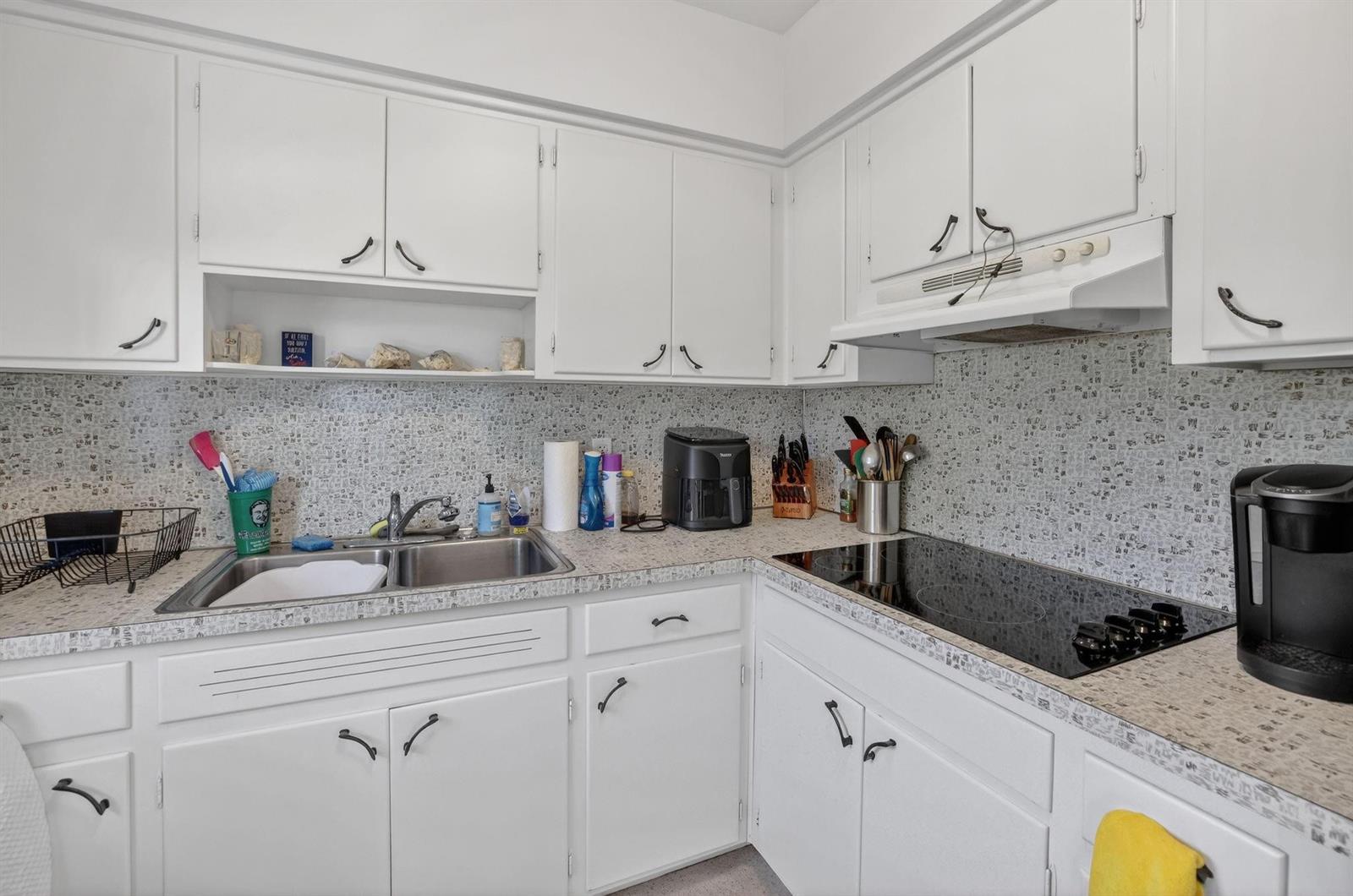 Ver detalles / 0 2090 sq. ft. $ 2026-02-02 0 foto