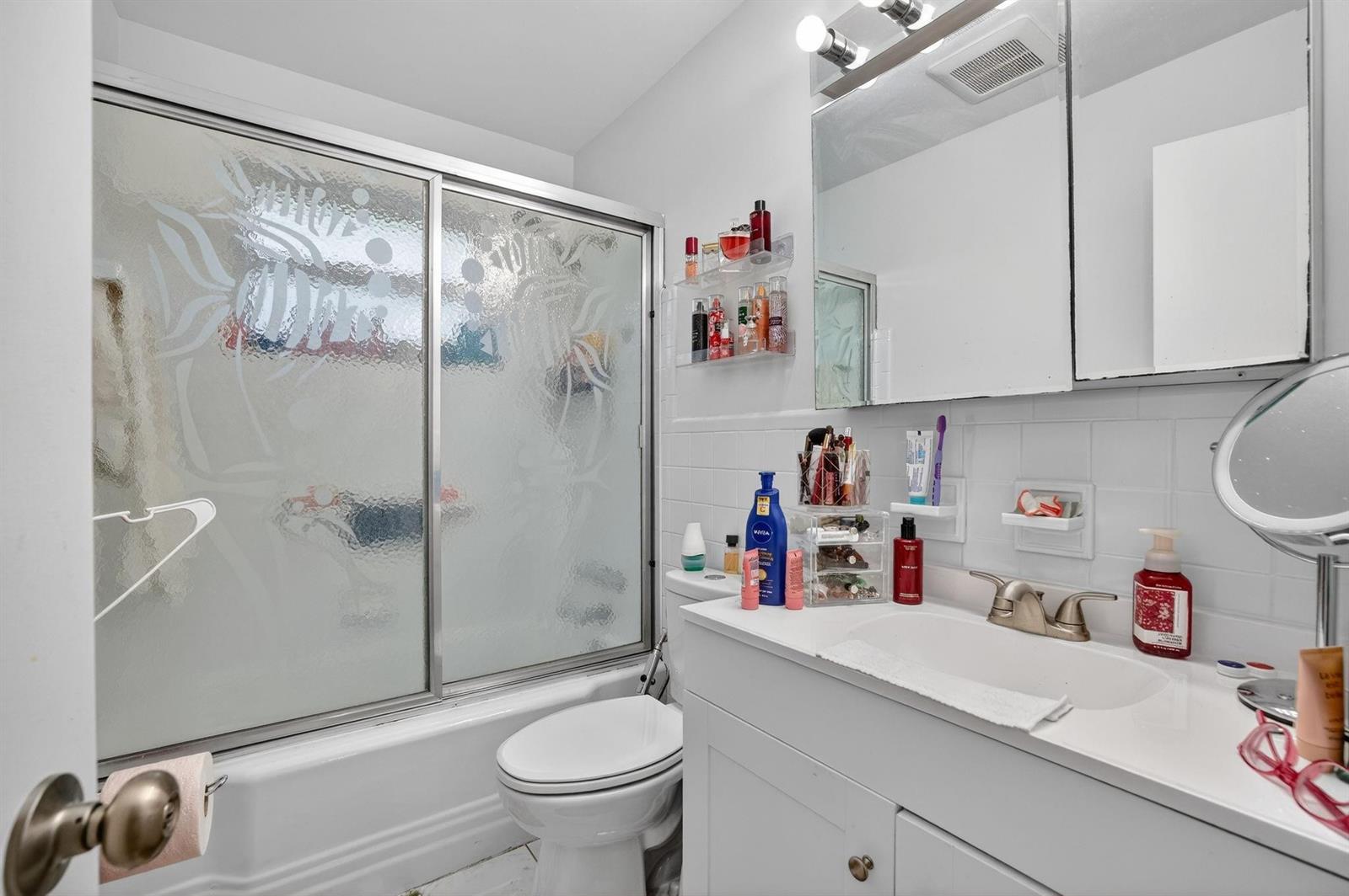 Ver detalles / 0 2090 sq. ft. $ 2026-02-02 0 foto