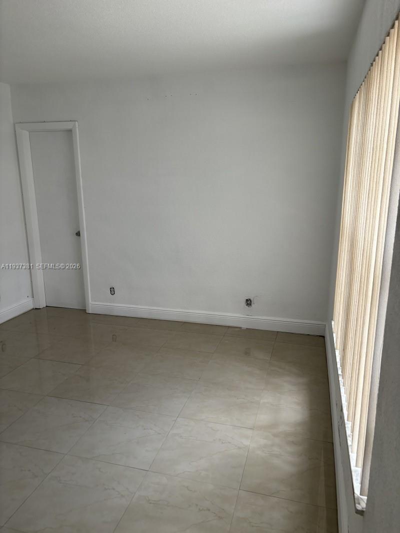   /  2997 кв.футов $ 2026-01-02 0 Фото