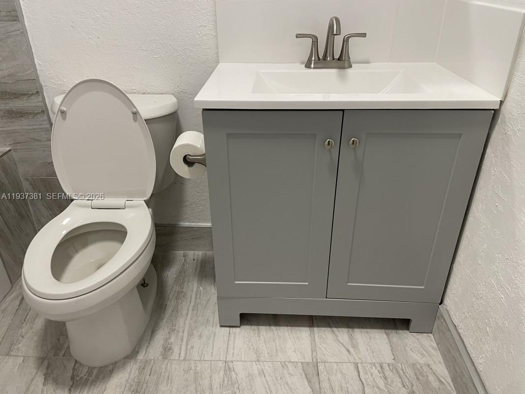   /  2997 кв.футов $ 2026-01-02 0 Фото