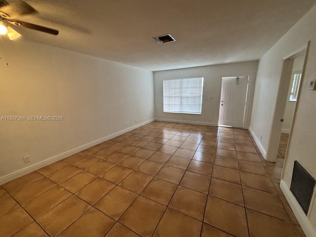   /  2997 кв.футов $ 2026-01-02 0 Фото