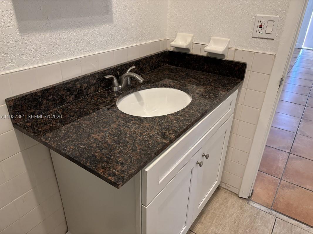   /  2997 кв.футов $ 2026-01-02 0 Фото