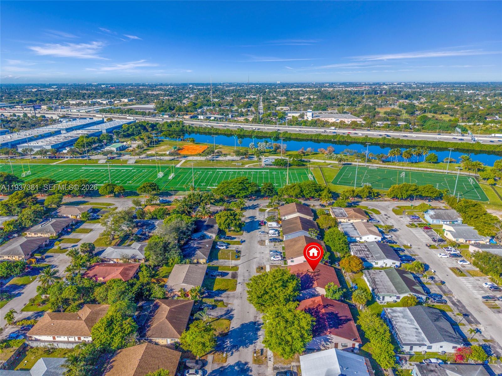   /  2997 кв.футов $ 2026-01-02 0 Фото