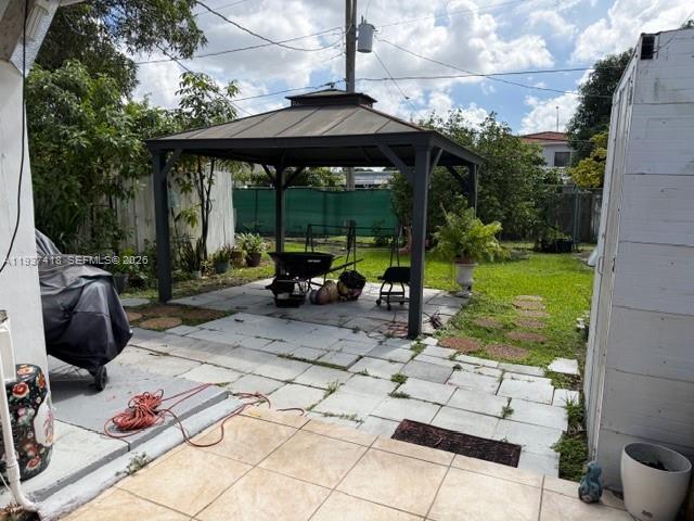 832 4 / 2 1502 sq. ft. $ 2026-01-02 0 foto