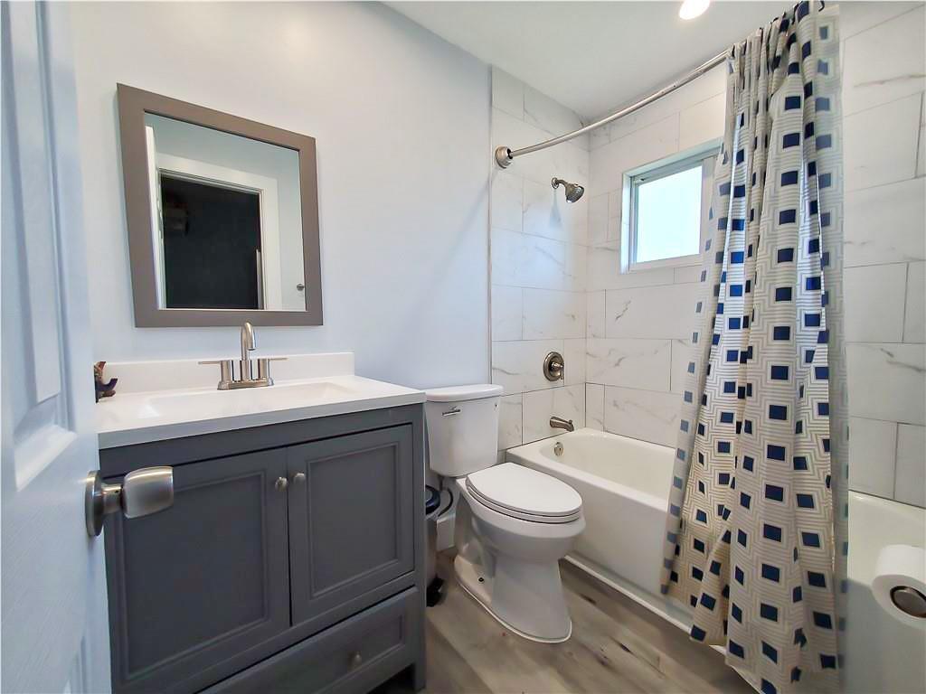   / 0 2016 sq. ft. $ 2026-06-21 0 foto