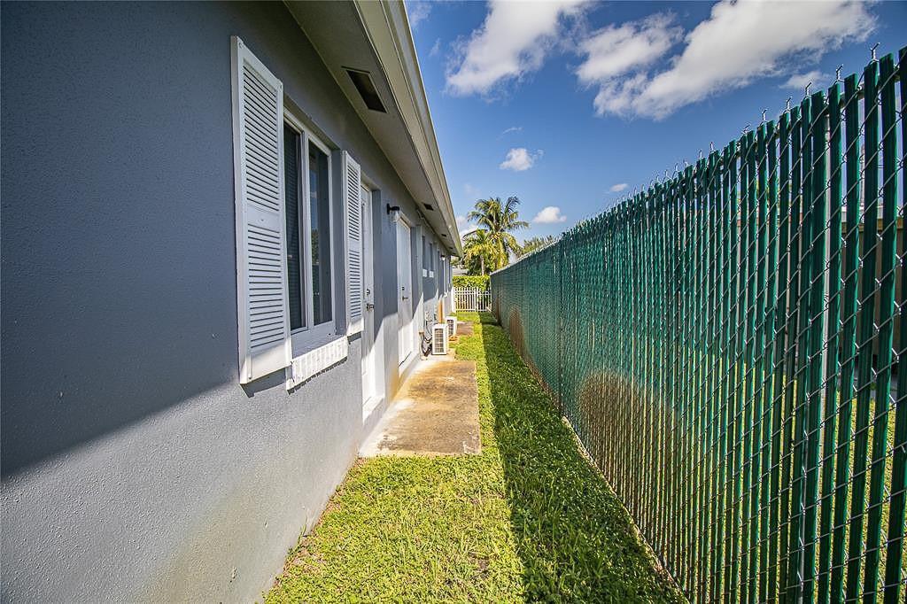   / 0 2016 sq. ft. $ 2026-06-21 0 foto