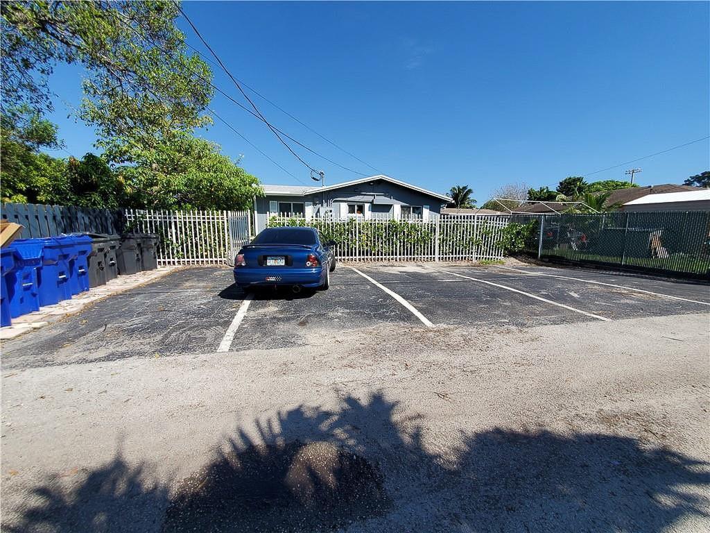   / 0 2016 sq. ft. $ 2026-06-21 0 foto