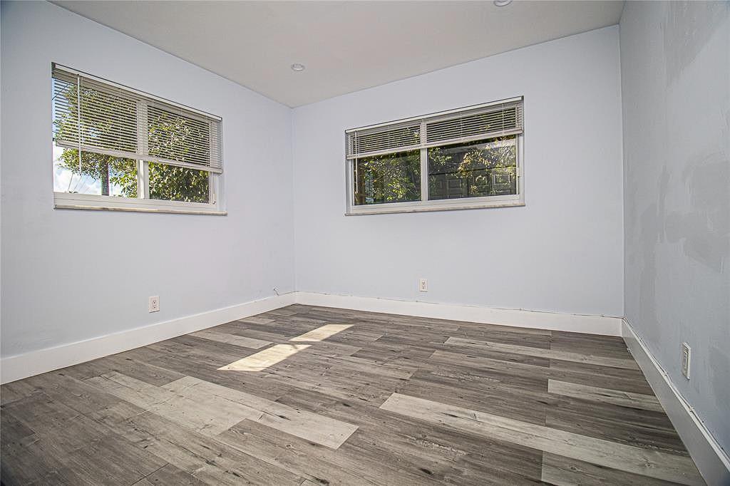   / 0 2016 sq. ft. $ 2026-06-21 0 foto