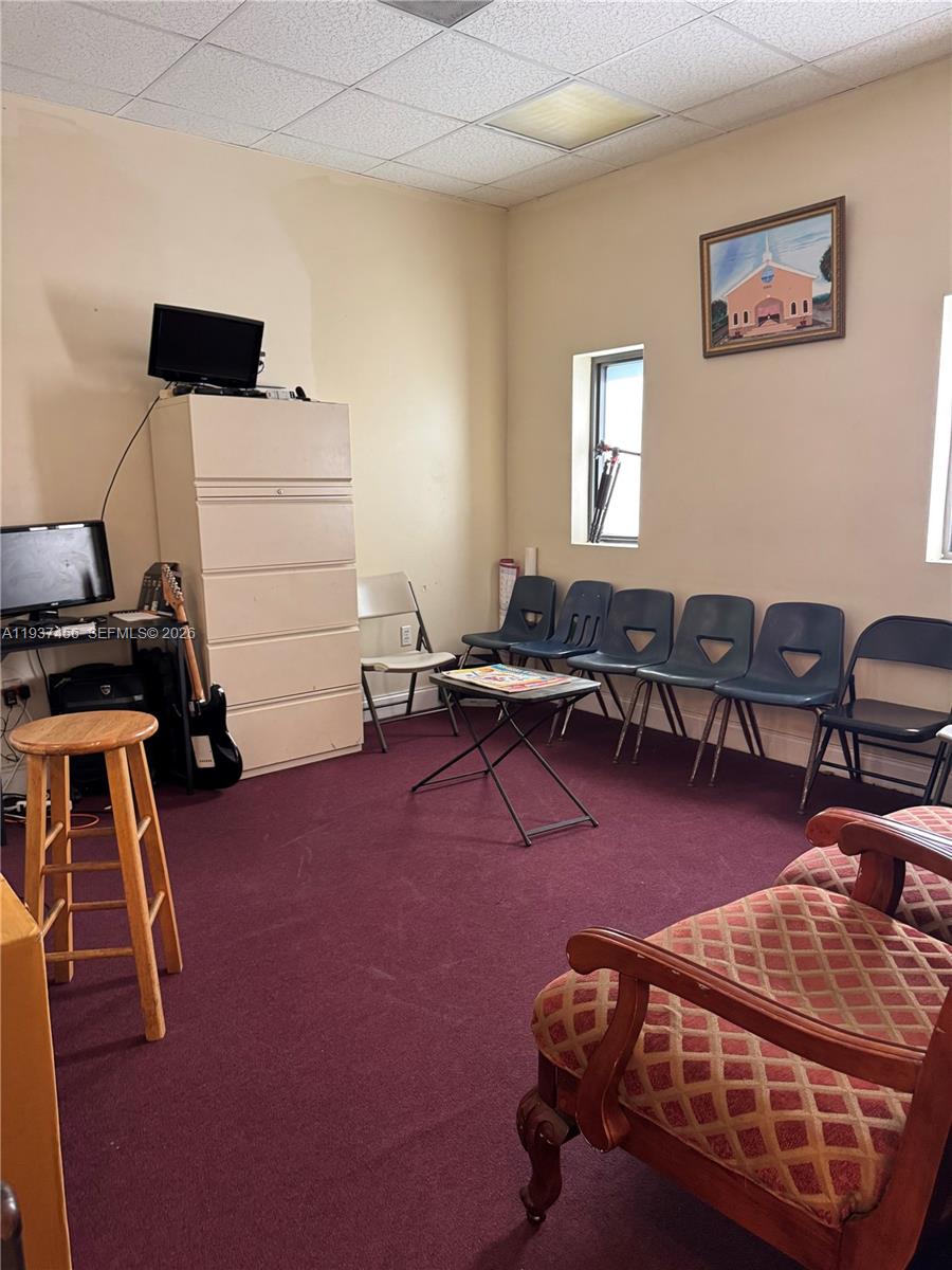 Подробнее / кв.футов $ 2026-01-02 0 Фото