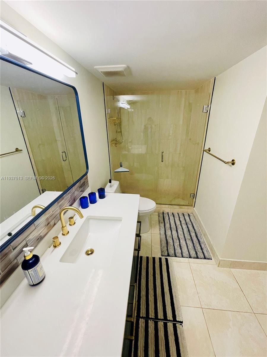 Photo of 3600 Mystic Pointe Dr  #1710, Aventura, Florida, 33180 - 