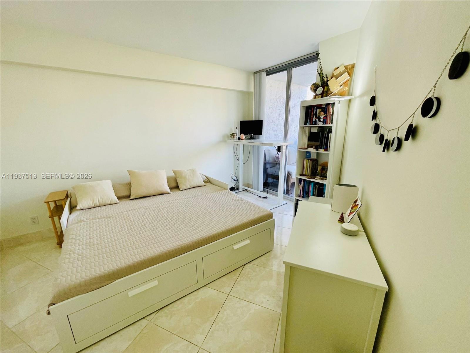 Photo of 3600 Mystic Pointe Dr  #1710, Aventura, Florida, 33180 - 