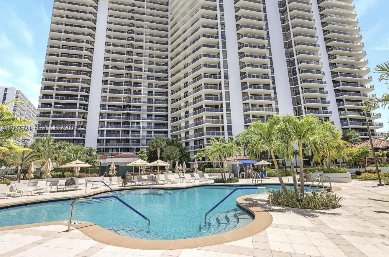 Photo of 20281 Country Club Dr  #604, Aventura, Florida, 33180 - 
