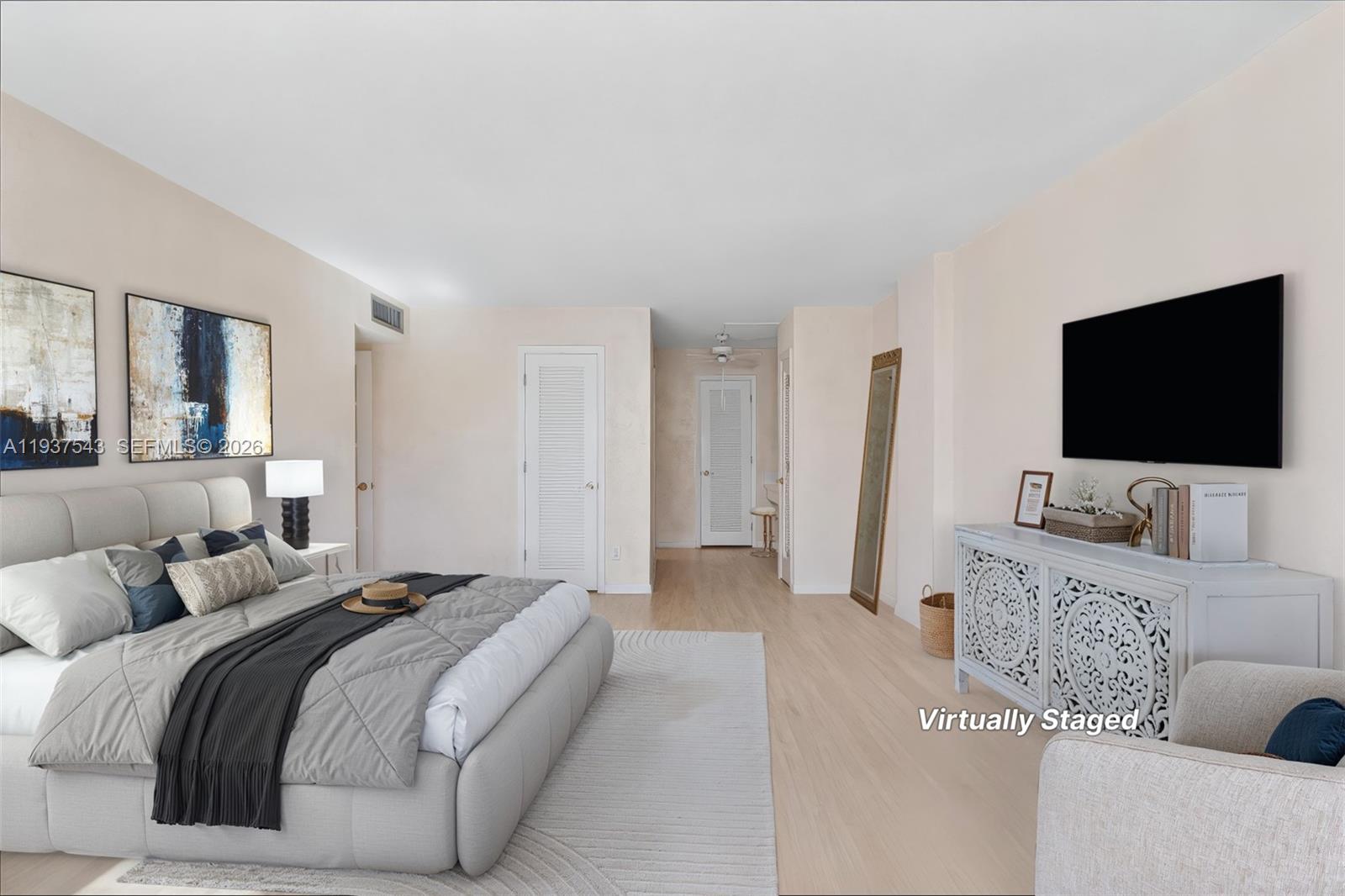 Photo of 1849 Ocean Dr  #1412, Hallandale Beach, Florida, 33009 - 