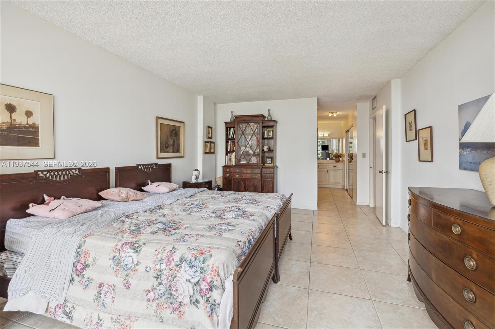 Photo of 3800 Ocean Dr  #516, Hollywood, Florida, 33019 - 