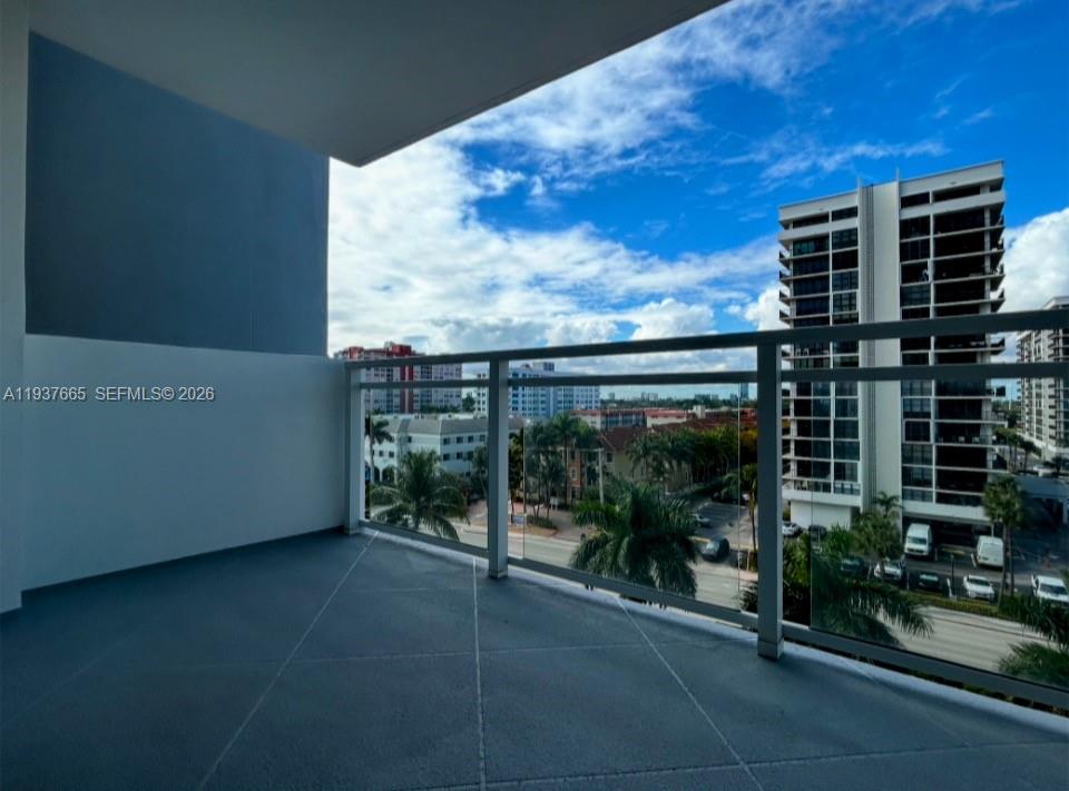 Photo of 2030 Ocean Dr  #506, Hallandale Beach, Florida, 33009 - terrace looking south