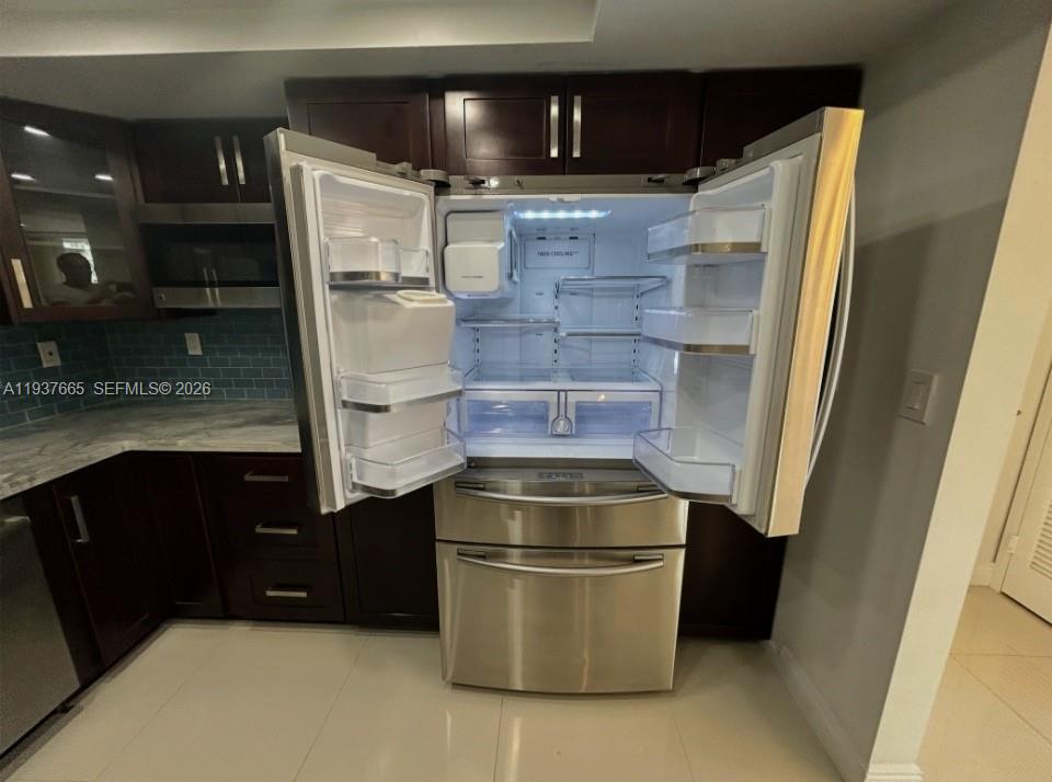 Photo of 2030 Ocean Dr  #506, Hallandale Beach, Florida, 33009 - stainless steel family sized refrigerator