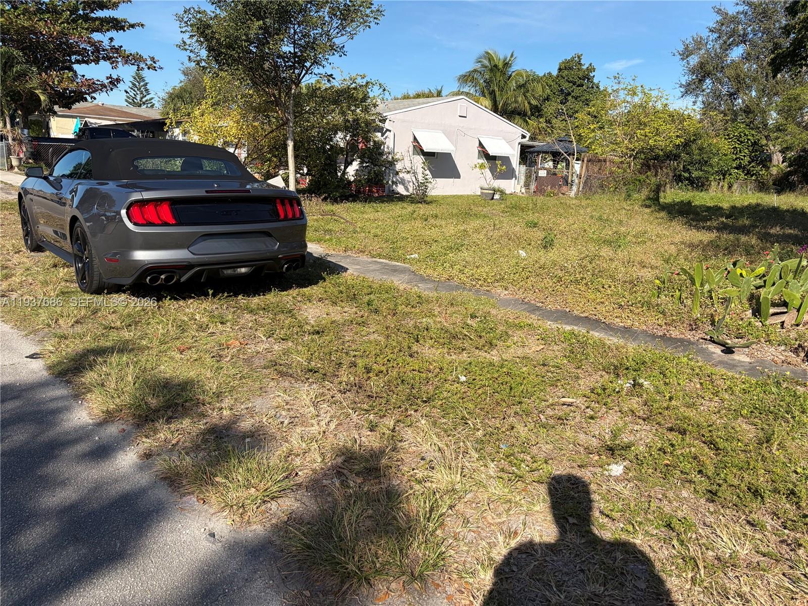   /   кв.футов $ 2026-01-02 0 Фото