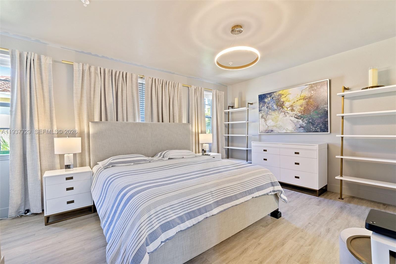 Photo of 2067 Ocean Dr (2067), Hallandale Beach, Florida, 33009 -