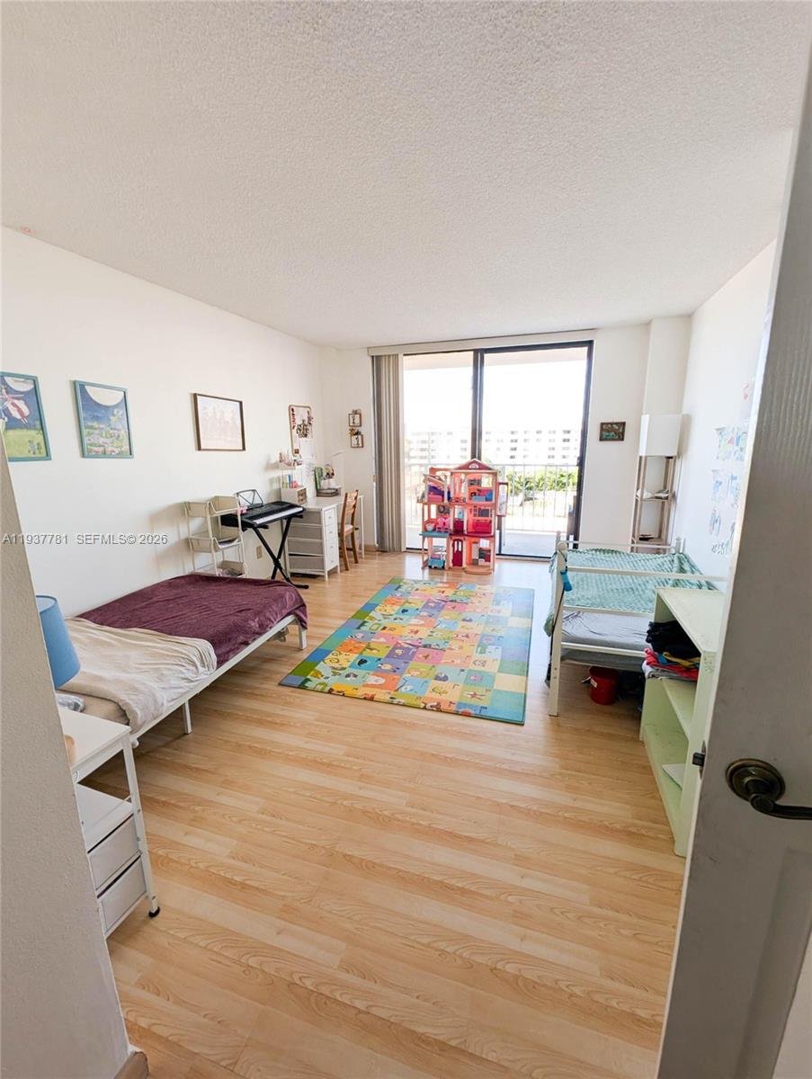 503 2 / 2 1008 sq. ft. $ 2026-01-02 0 foto