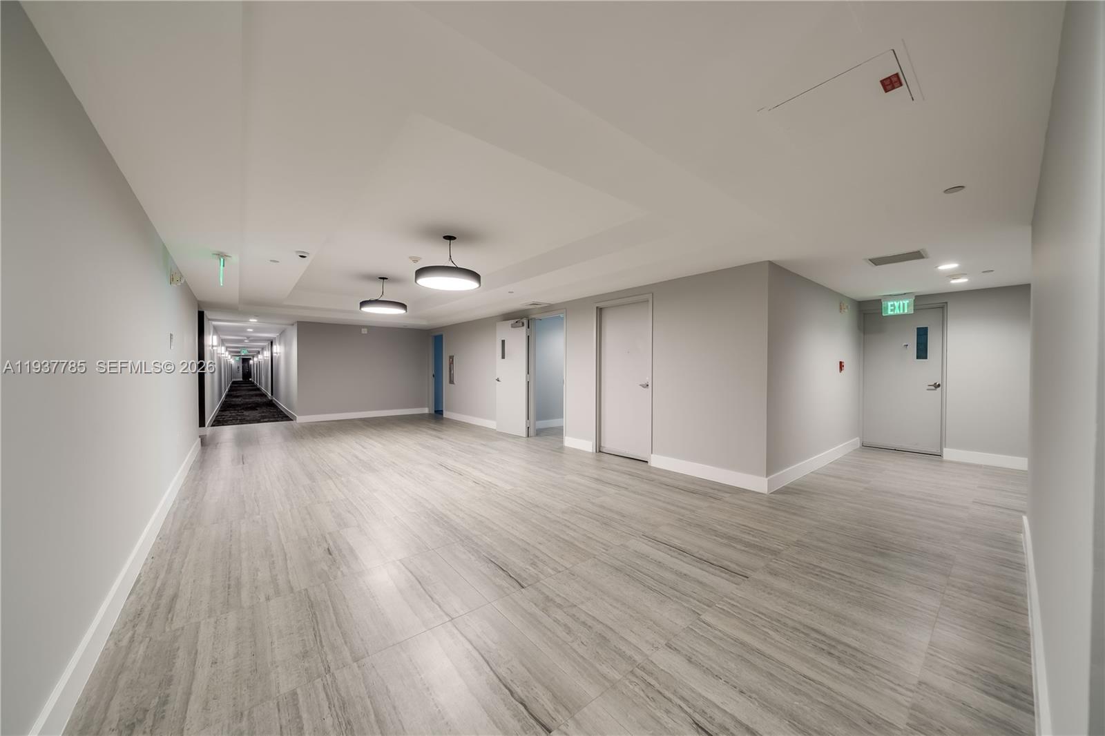 Photo of 140 Dixie Hwy  #1007, Hollywood, Florida, 33020 - ELEVATOR LOBBY