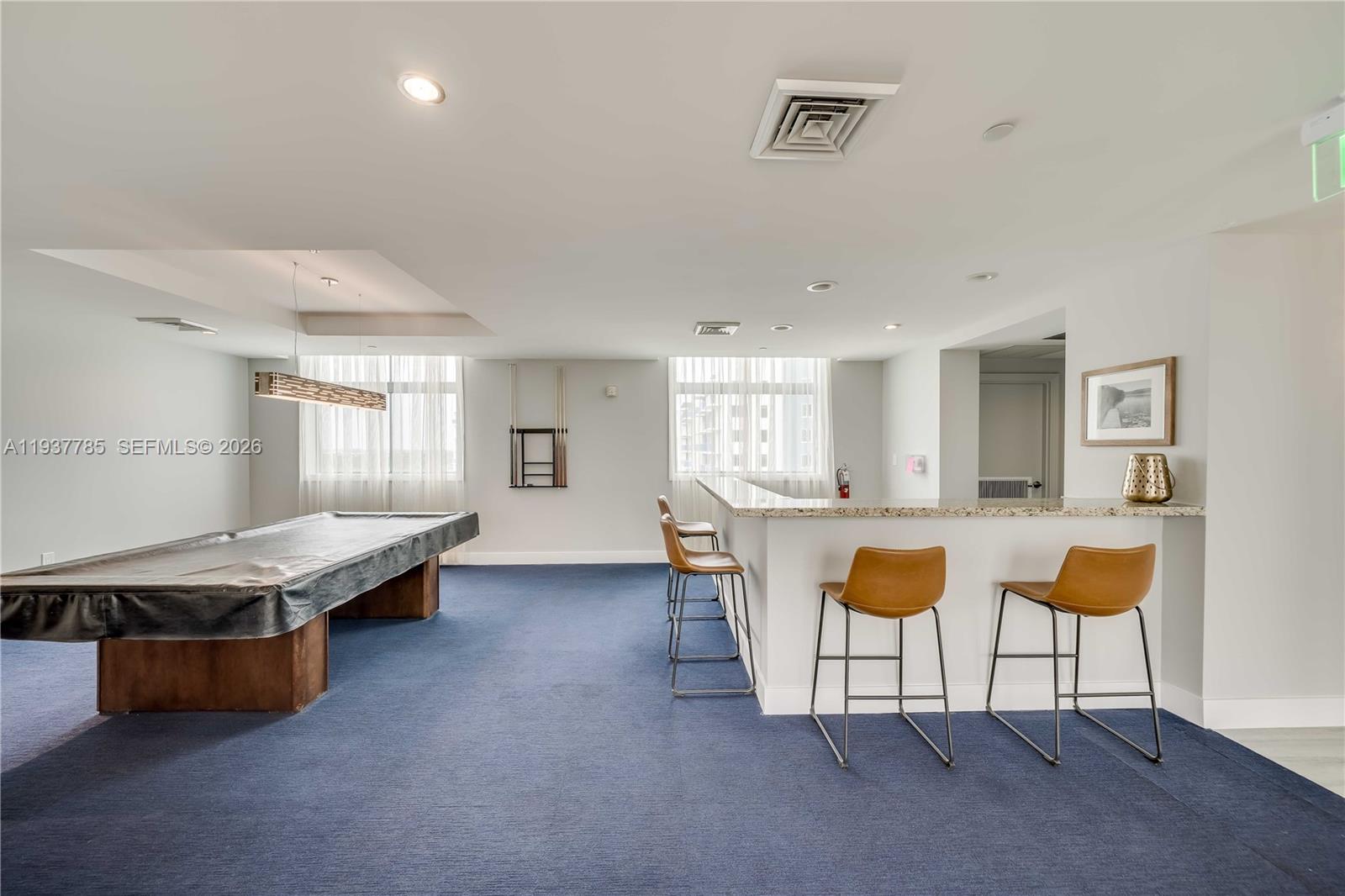 Photo of 140 Dixie Hwy  #1007, Hollywood, Florida, 33020 - SPORT LOUNGE