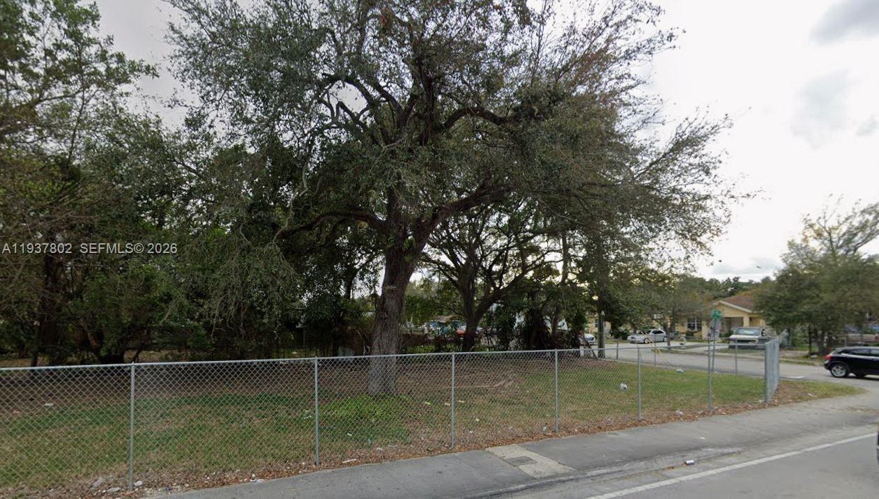   /   кв.футов $ 2026-01-02 0 Фото