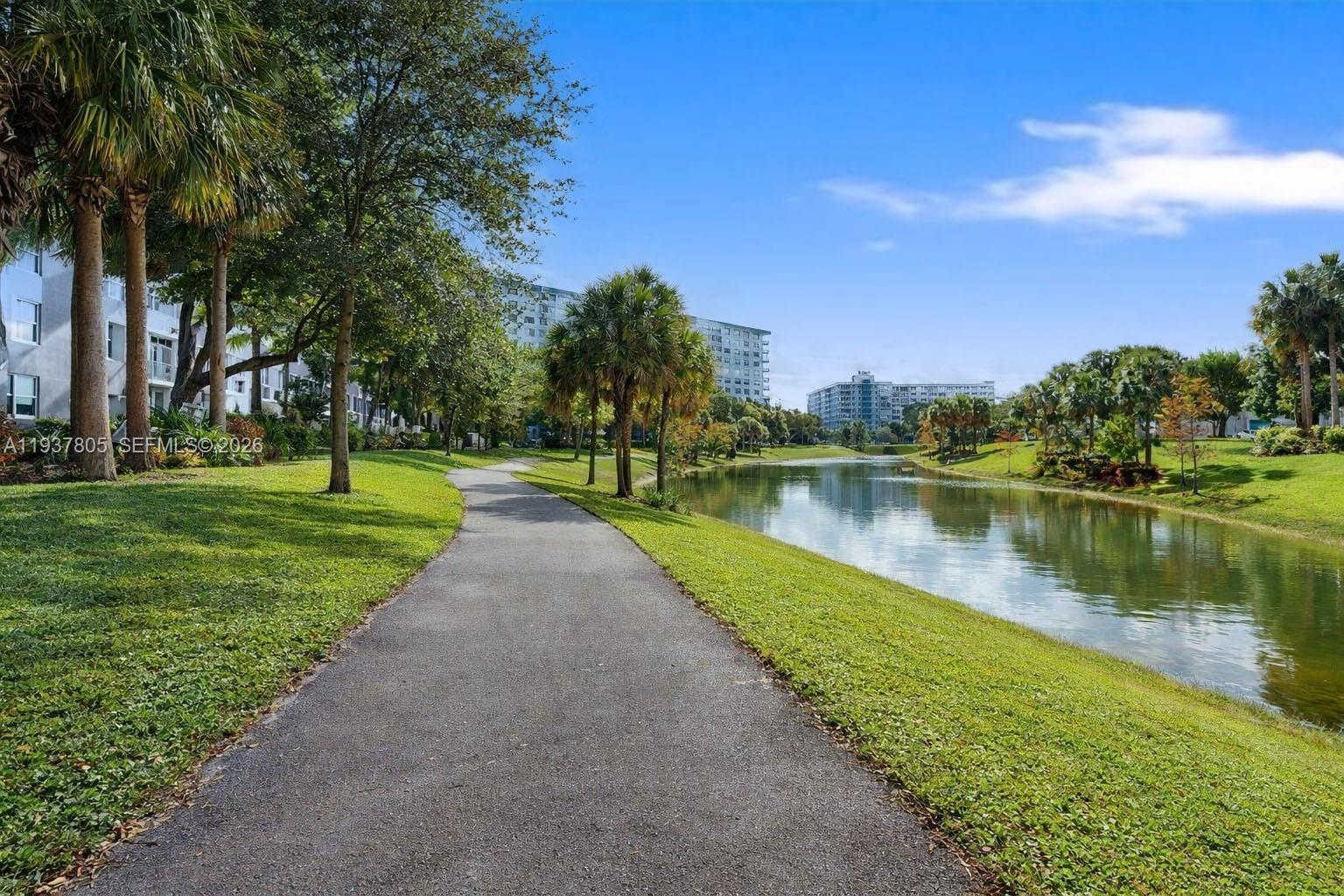 See details 314 1 / 2 844 sq. ft. $ 2026-02-13 0 Photo