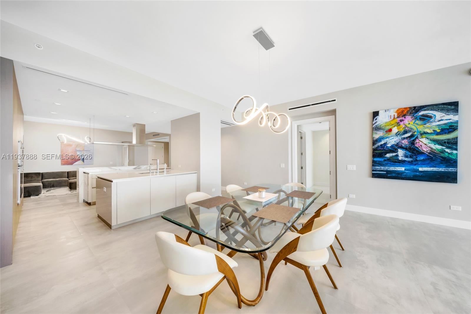 2502 3 / 5 2589 sq. ft. $ 2026-01-03 0 Photo