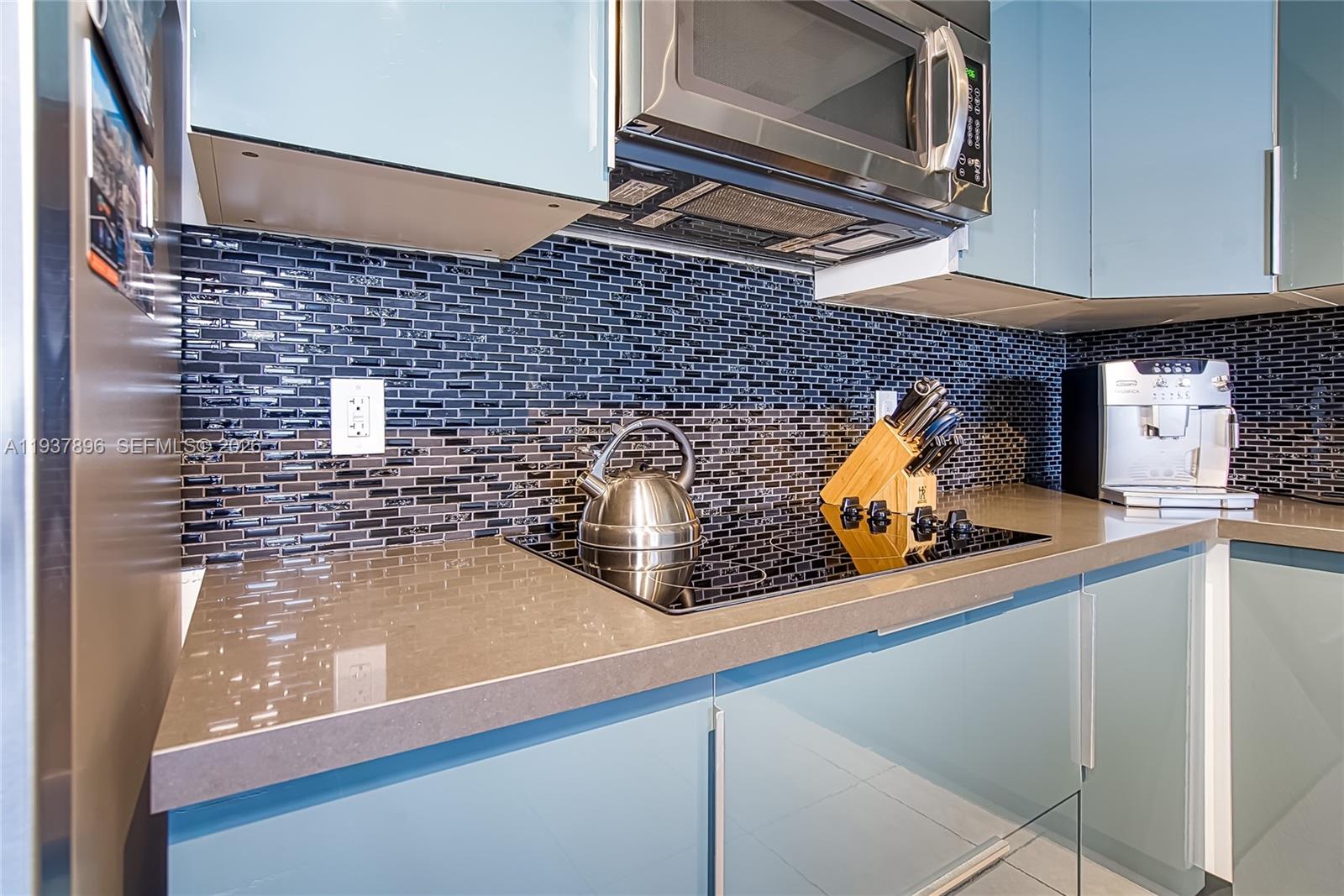 Photo of 2500 Parkview Dr  #911, Hallandale Beach, Florida, 33009 - 